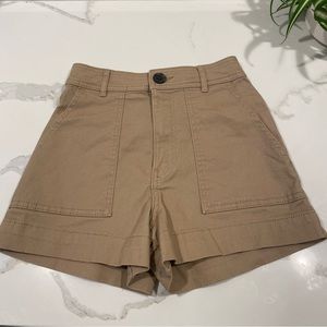 H&M tan shorts size 0